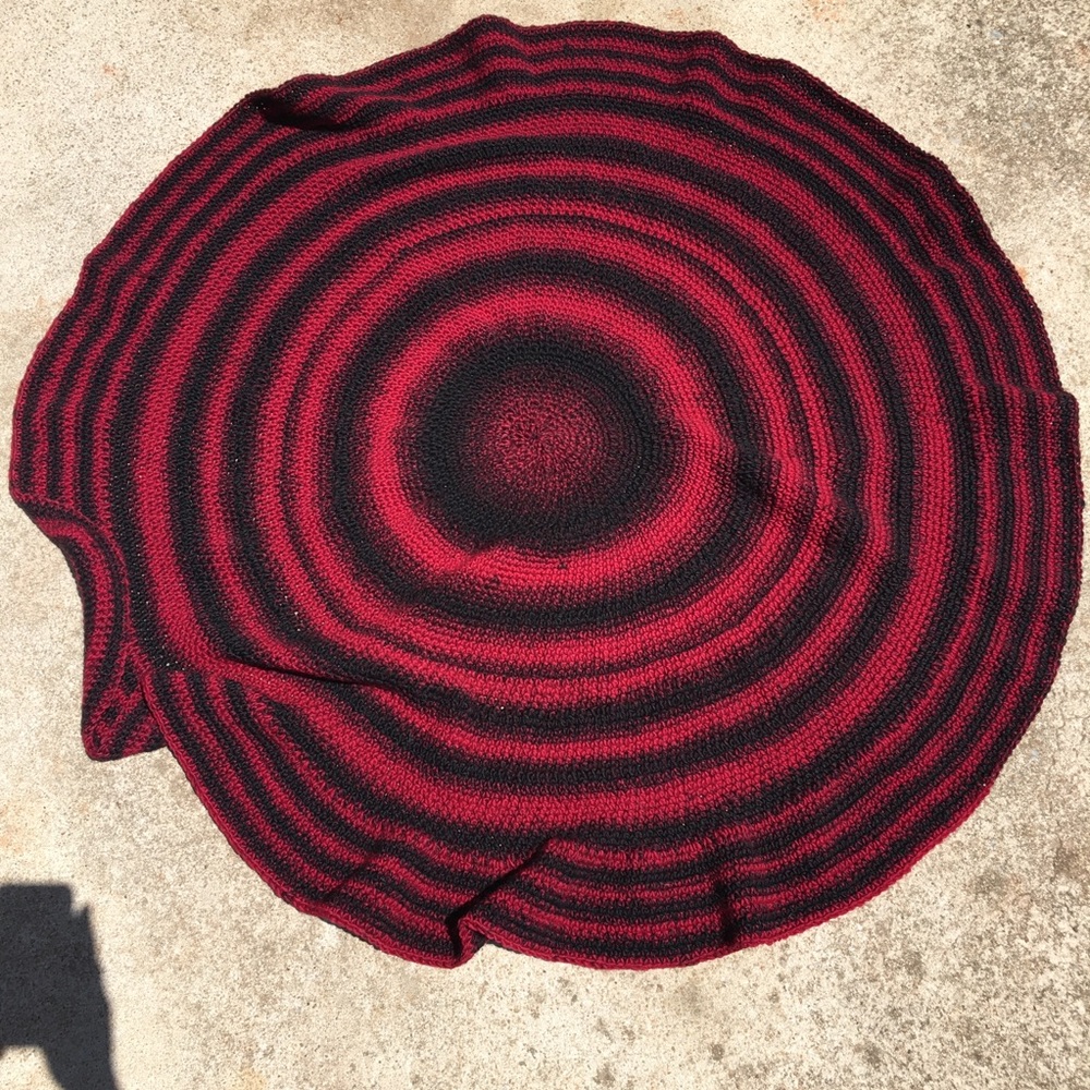 HANDMADE Crocheted Round Red/black Throw